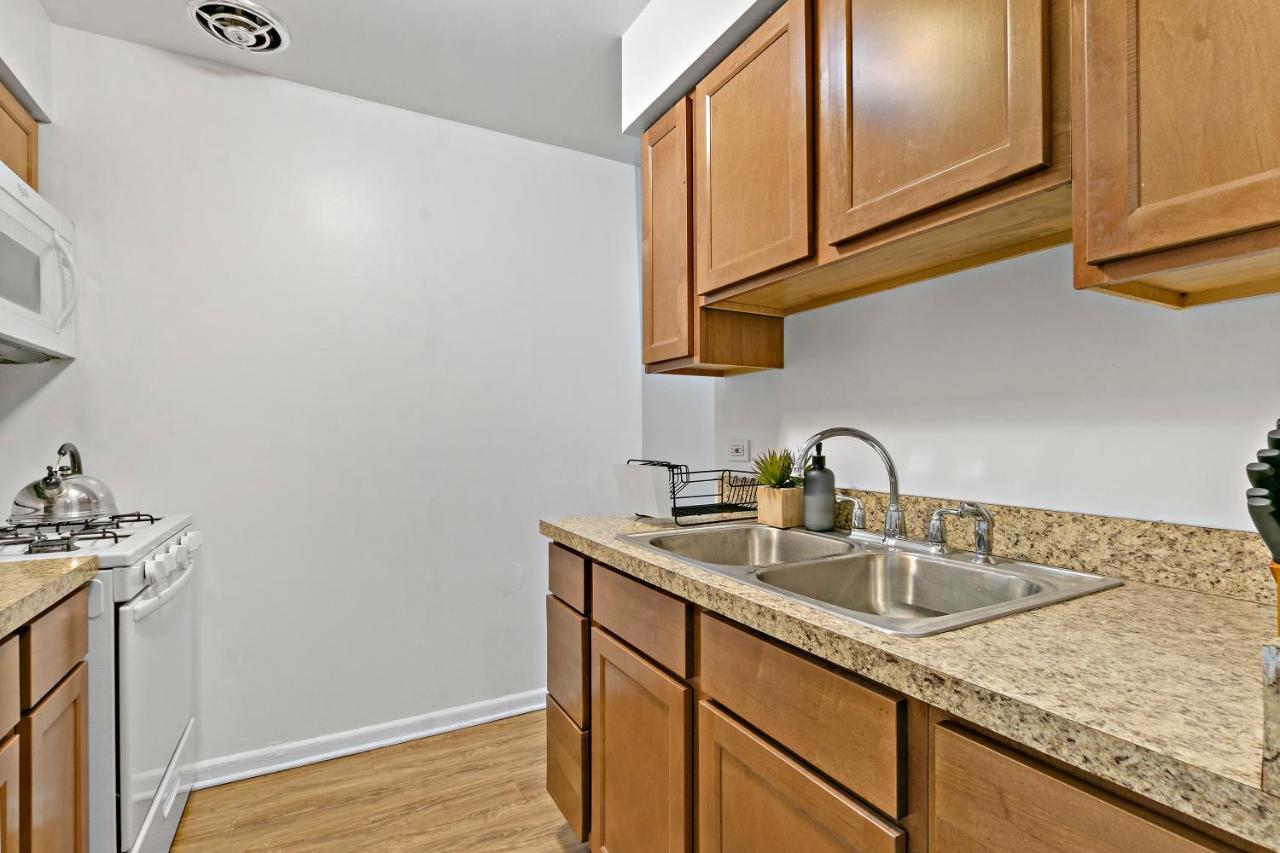 Stunning 1Br Apartment At Center Of Lakeview - Oakdale 211 Chicago Luaran gambar
